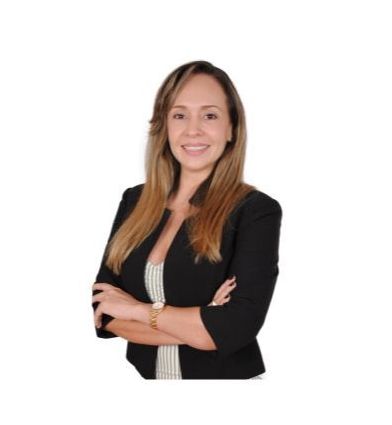 Ana Pérez - Gerente General e Ingeniera Industrial